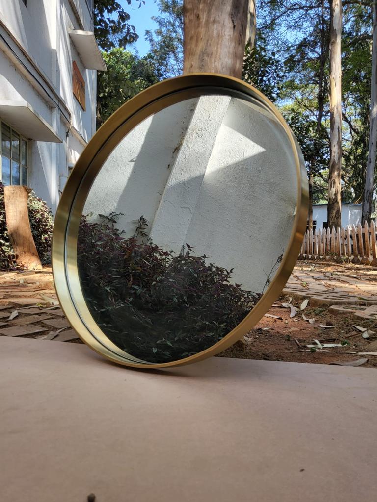 DesignmintDecor - Round Glam Mirror 