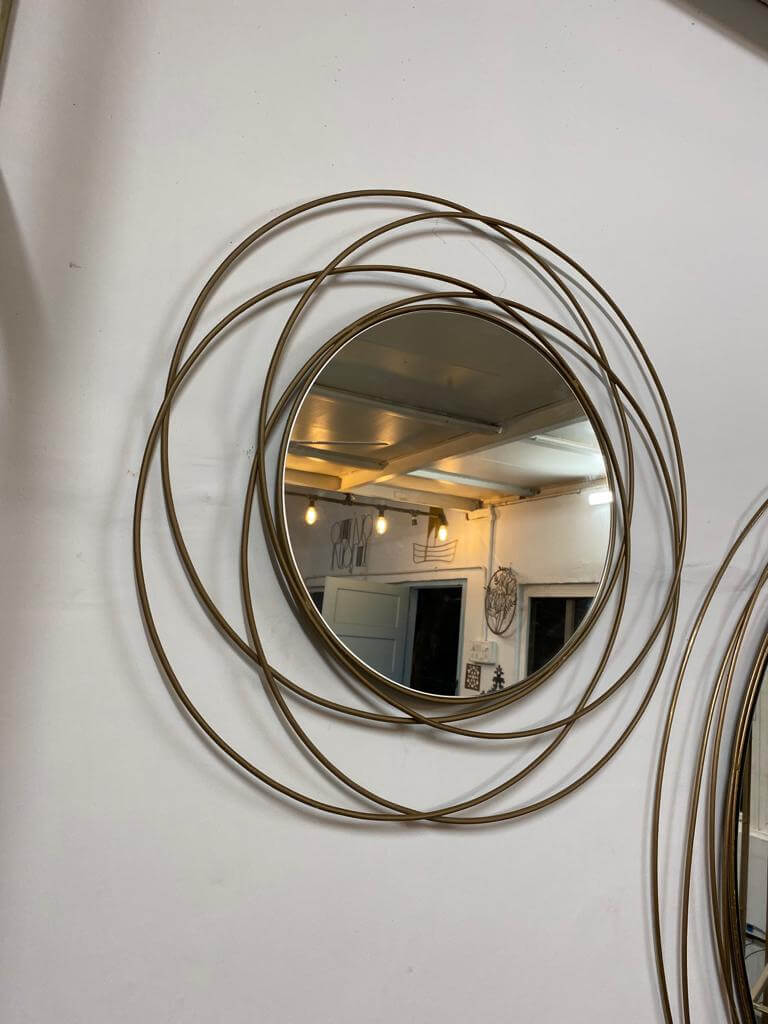 DesignmintDecor - Frangipani mirror in Brass Finish 